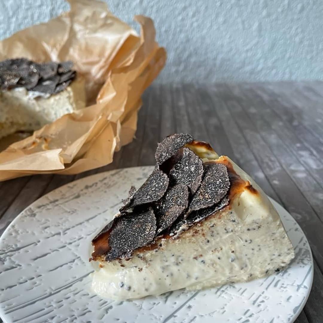 mimieu bakery truffle burnt cheesecake