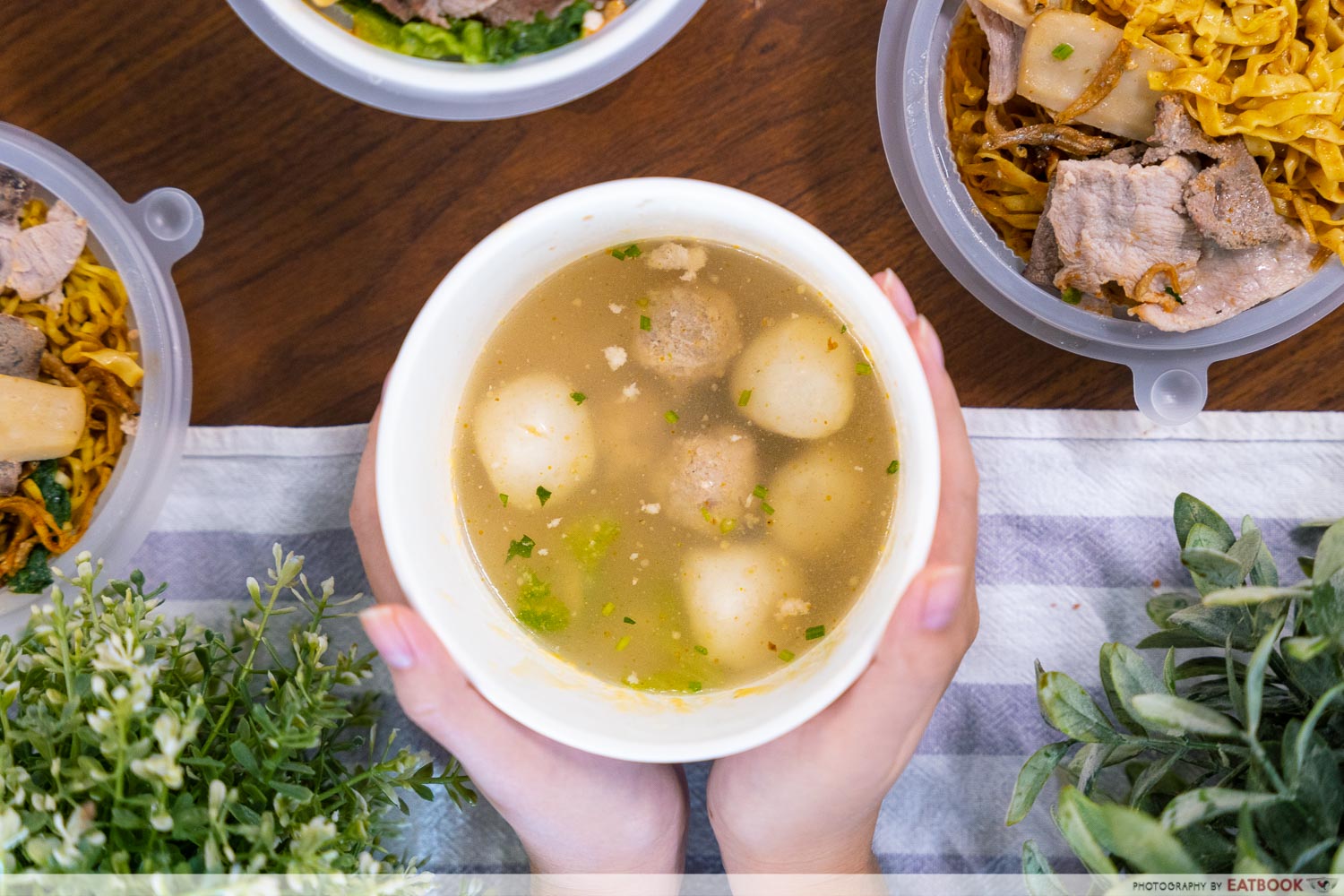 specialty yuan yang soup