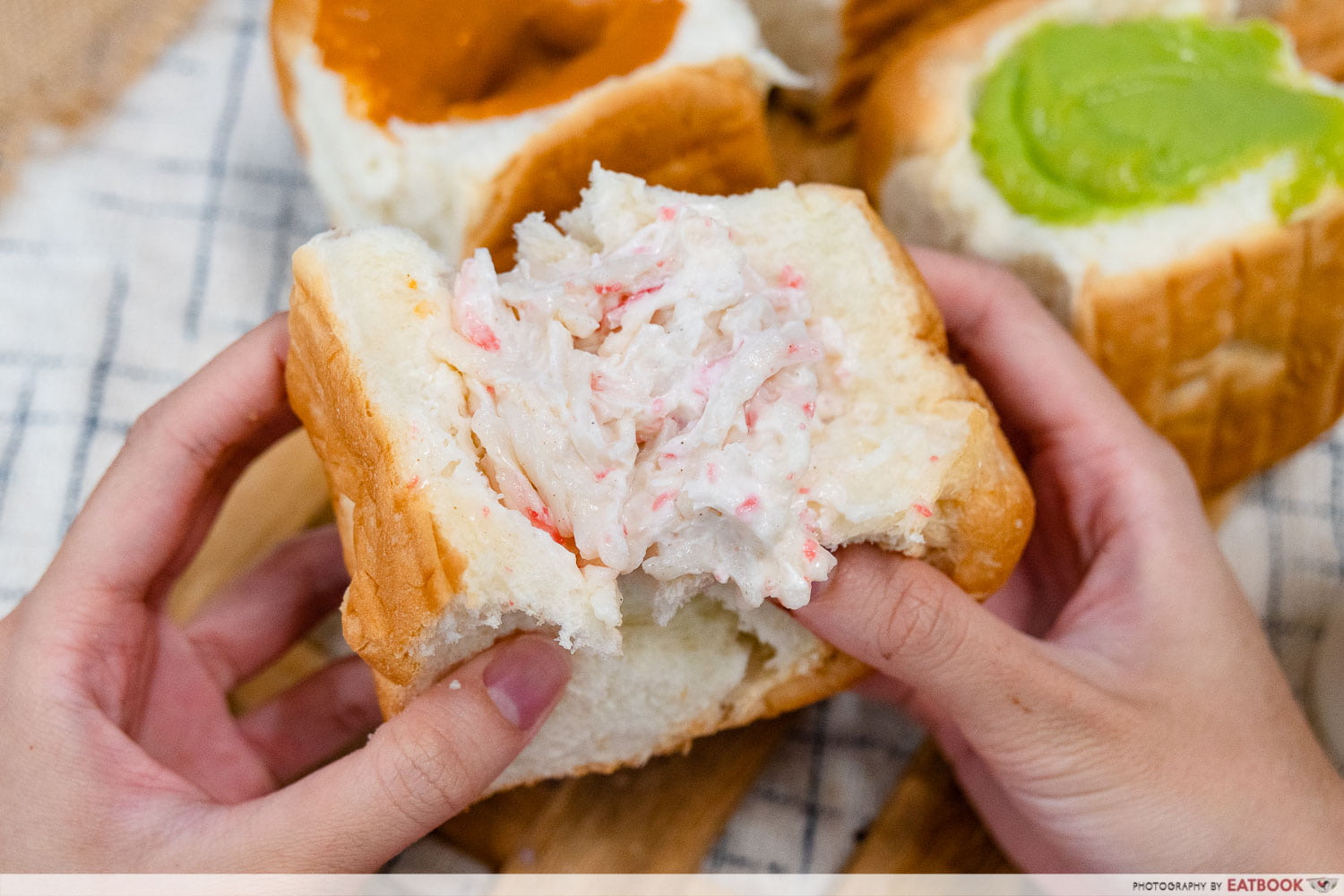 Tearuk Dessert Bar - Crab Mayo Bun