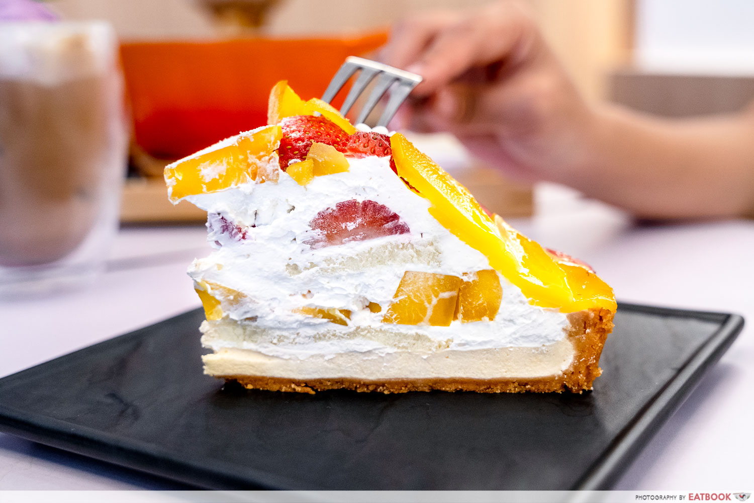 cafe kuriko - strawberry mango tart