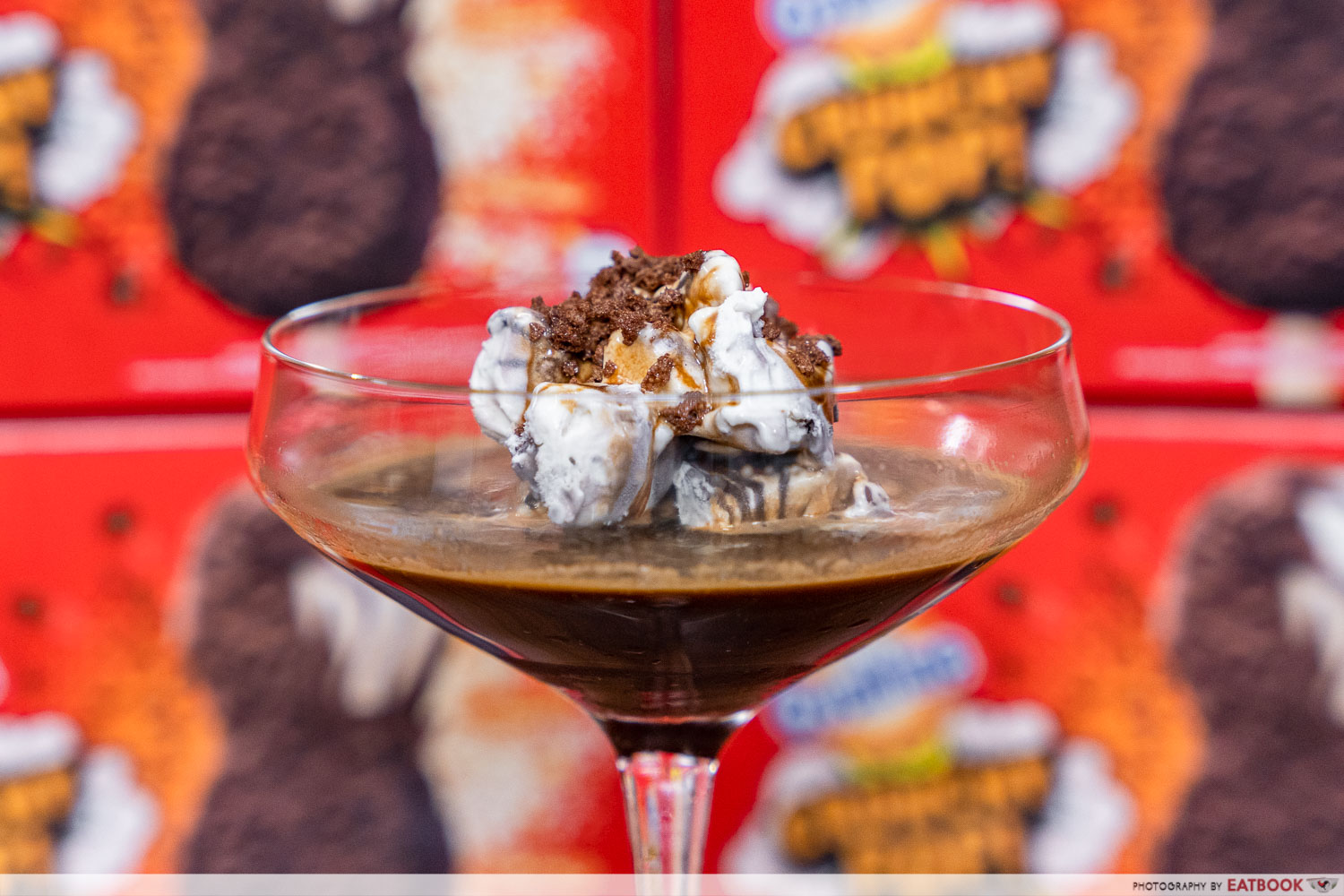 wall's ovaltine crunchy pop ice cream - affogato final shot