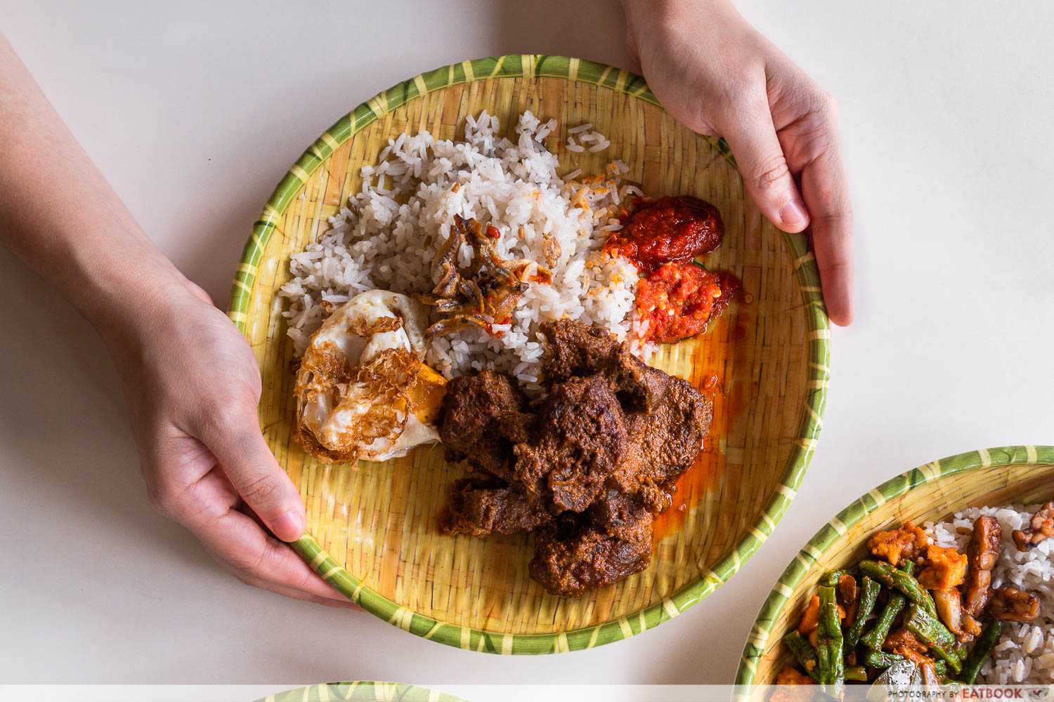 nasi lemak og lemak beef rendang