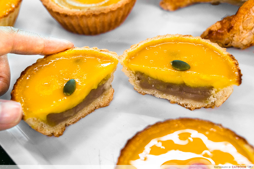 syiok - orh nee egg tart cross section