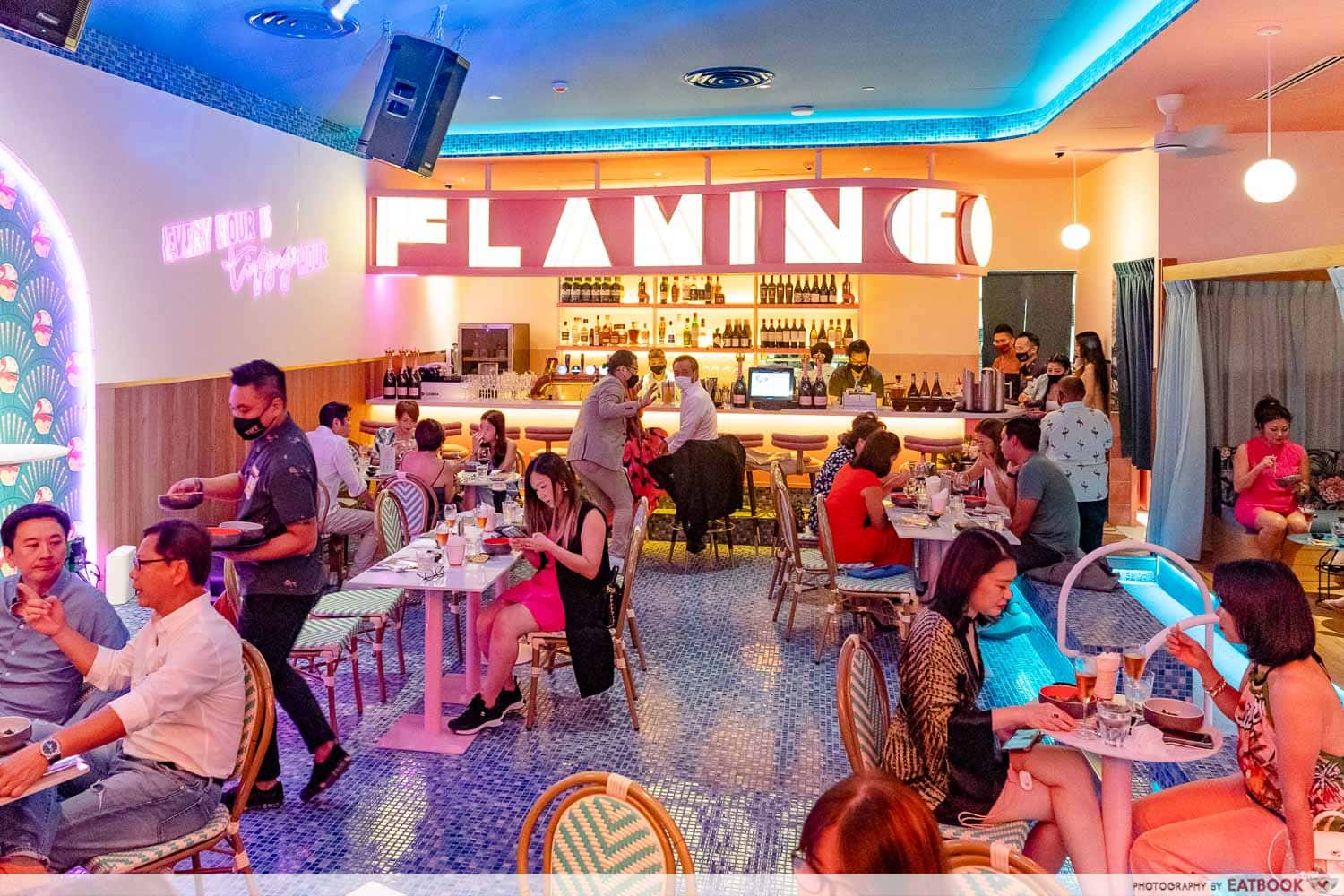 New restaurants in September - tipsy flamingo ambience