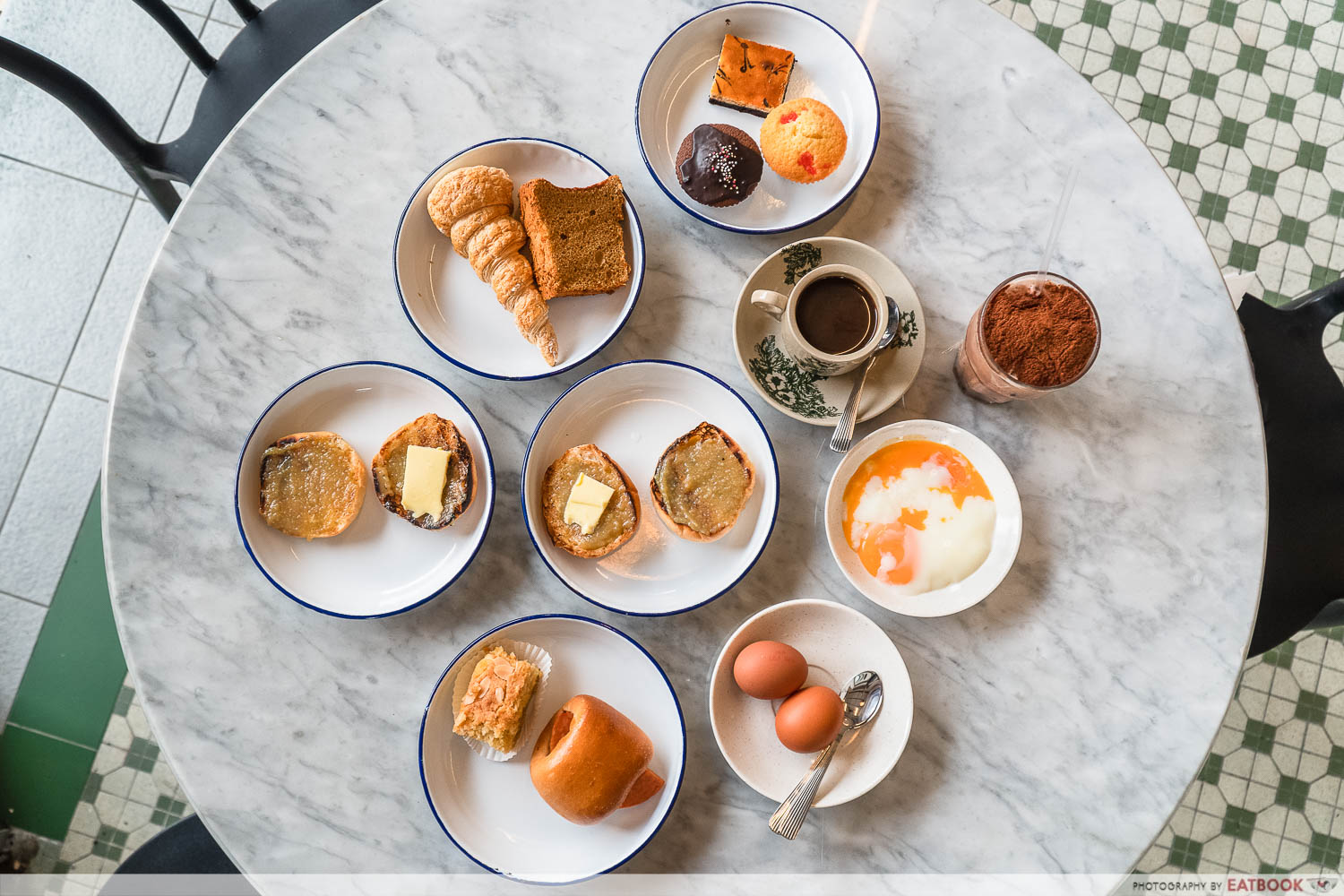 chin mee chin - flatlay