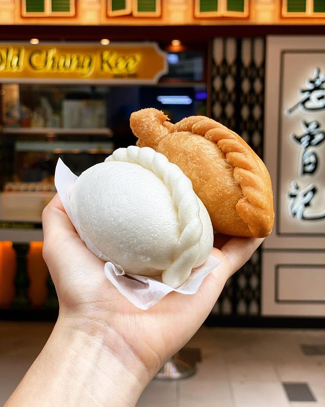 curry bao and curry puff