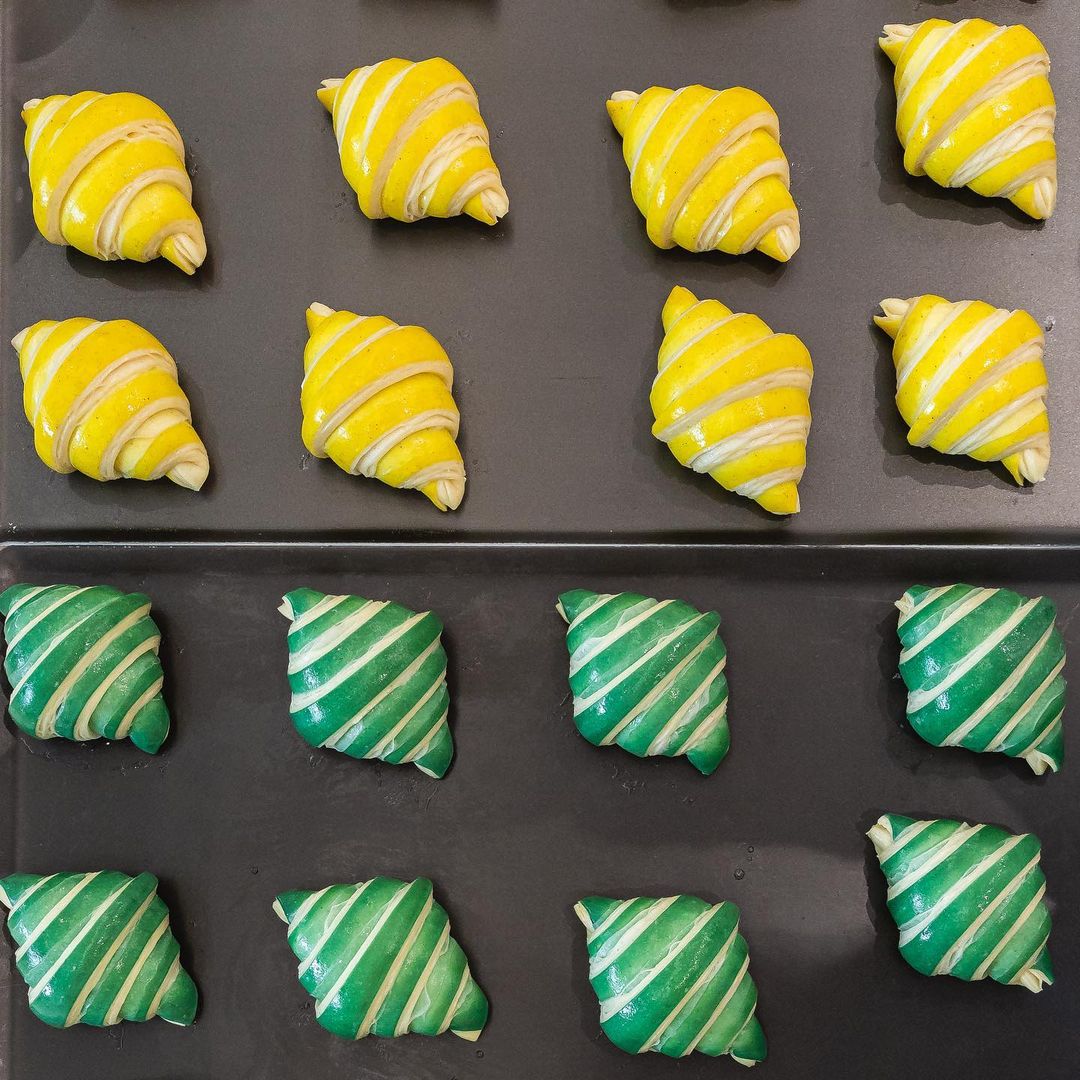 sourbombe croissants - colourful croissants