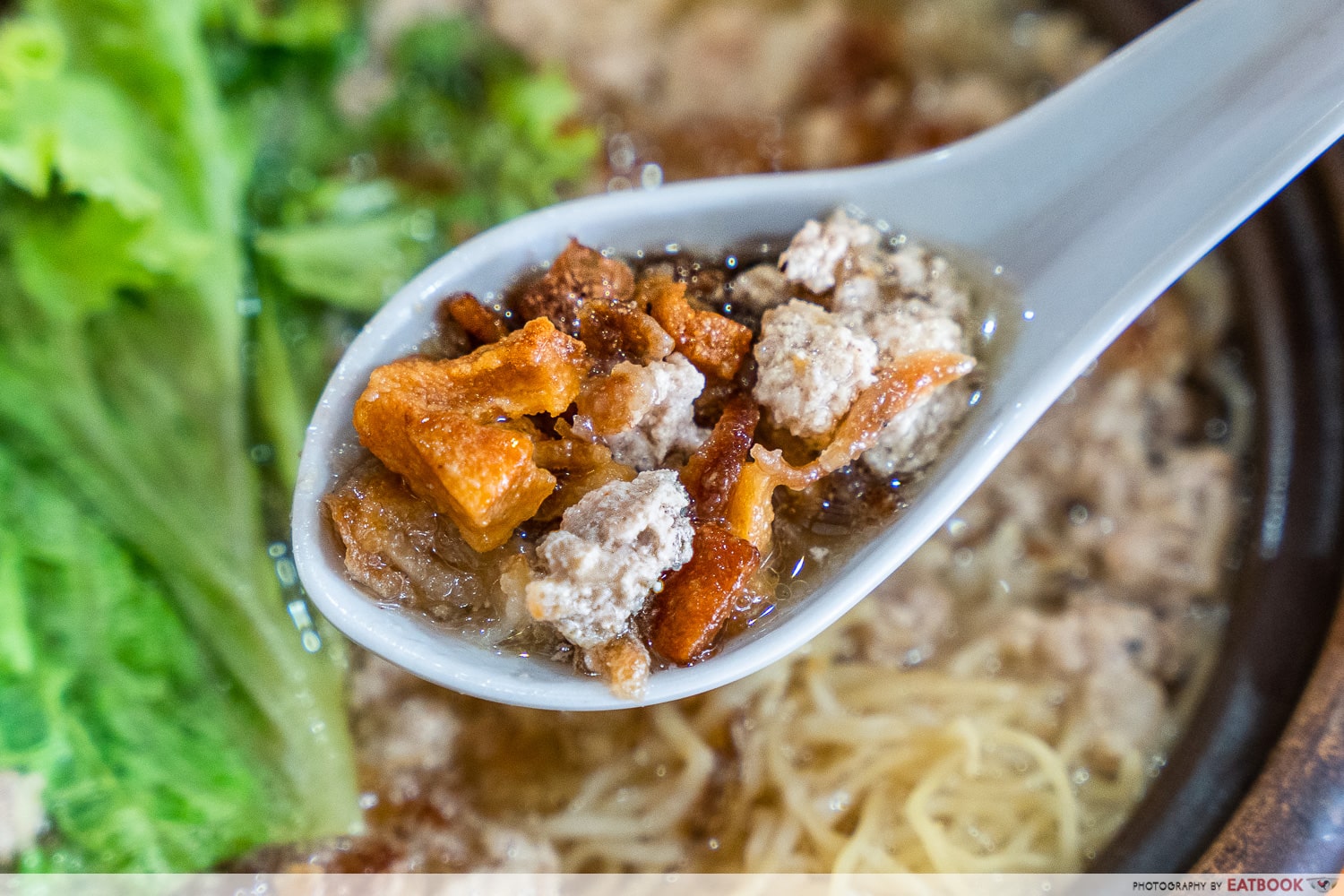 ah gong minced pork noodle - lard, shallots, minced meat