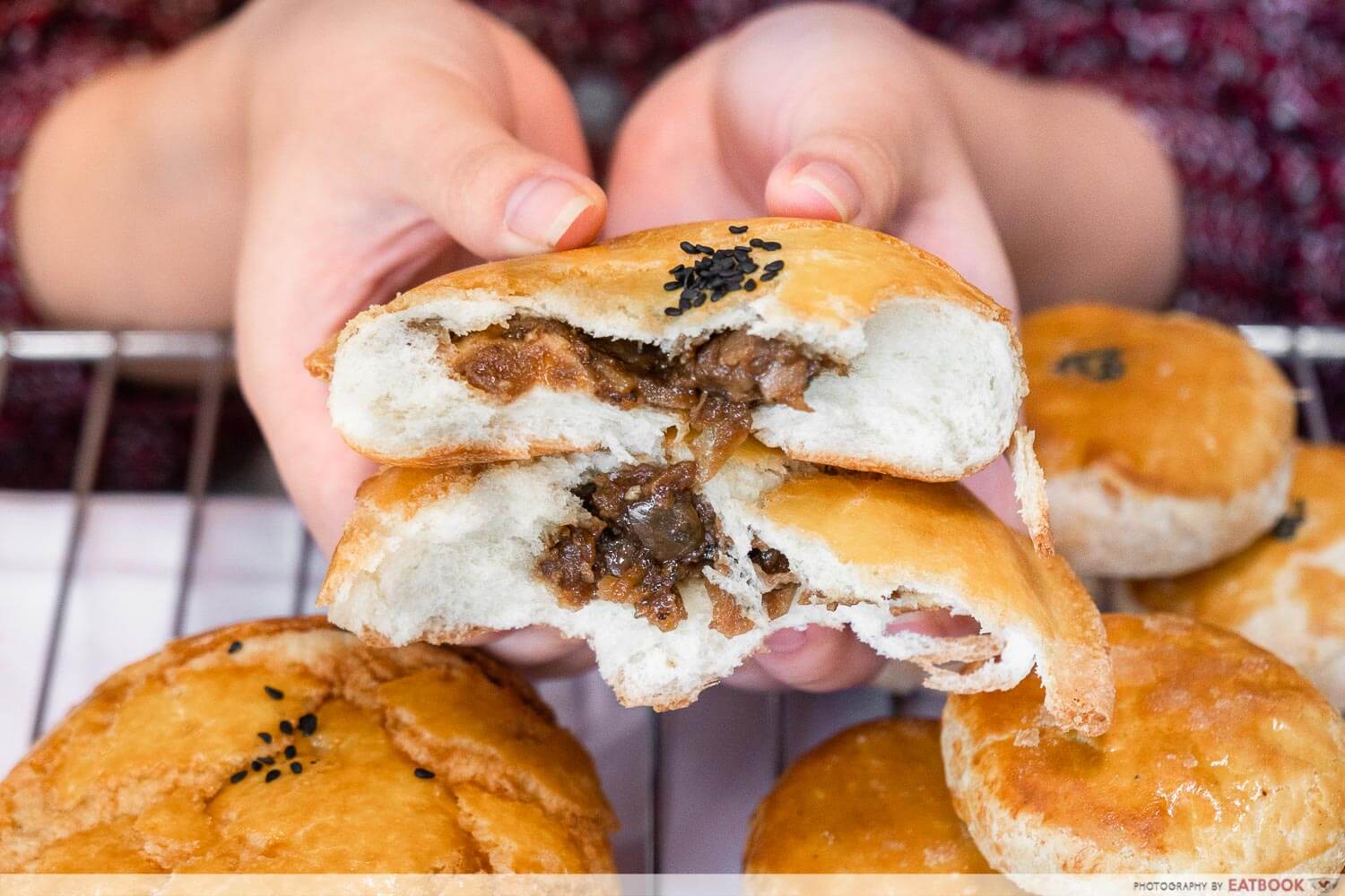 black pepper bolo bun