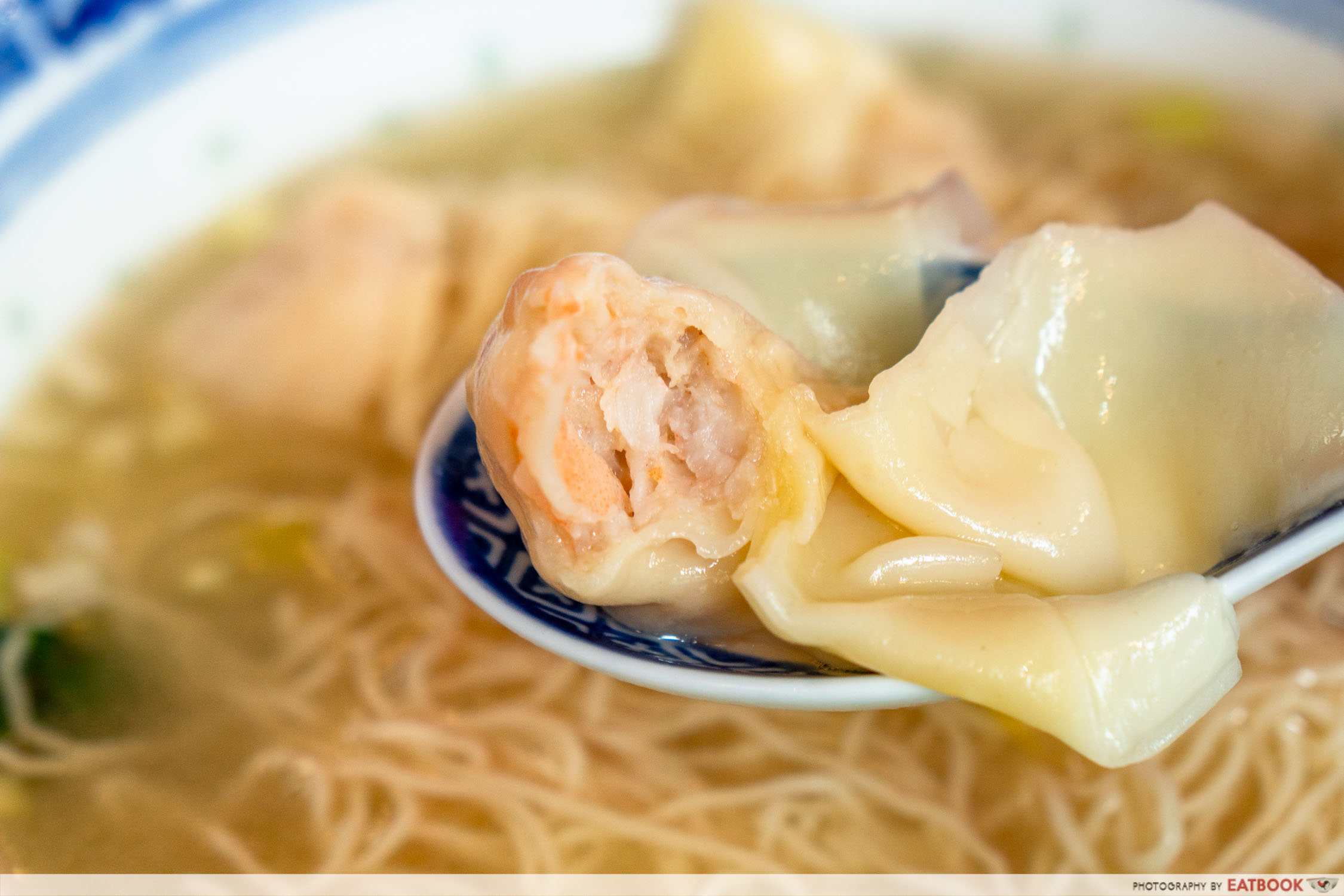 chef kin hk wanton noodle hk wanton noodle detail shot of wonton