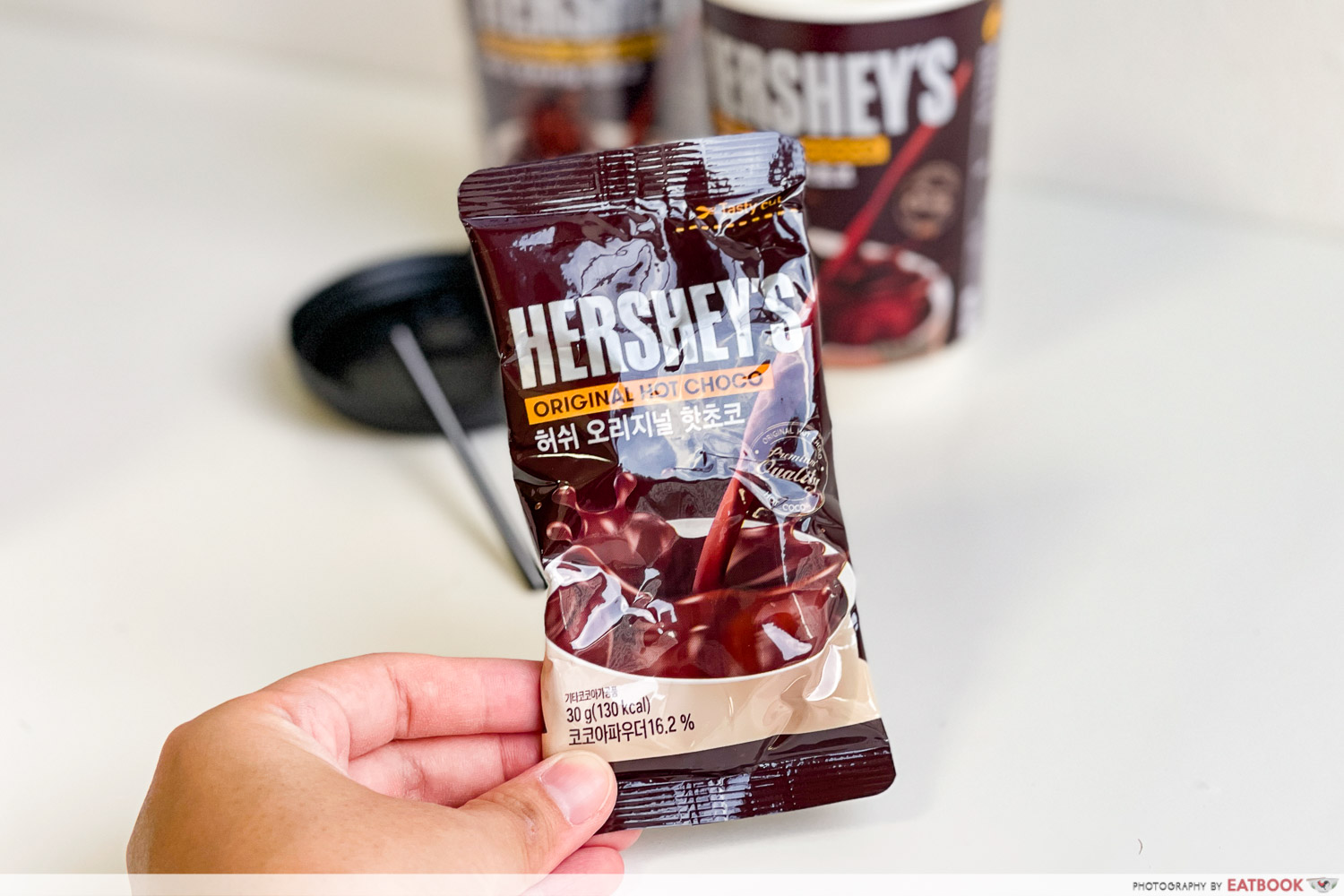 hershey hot chocolate on shelf