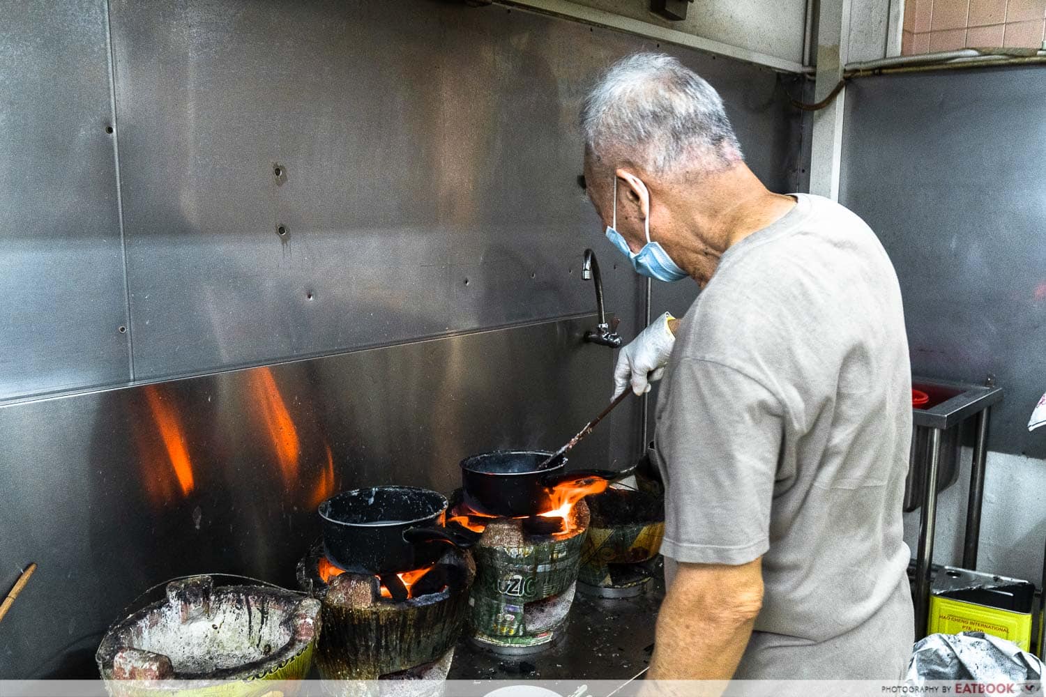 old shifu charcoal porridge - preparation shot