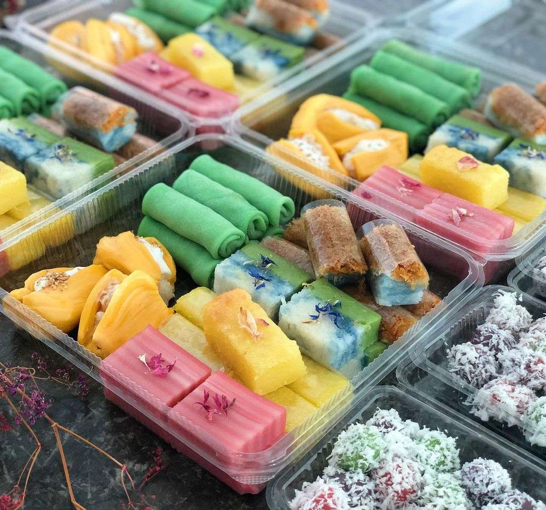 one sweet bite kueh platter