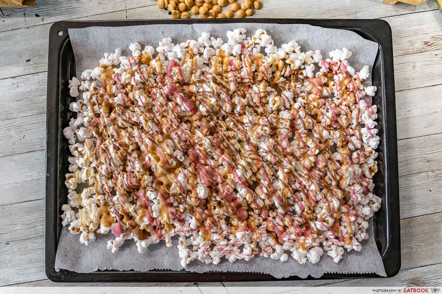 callebaut easy chocolate desserts - triple chocolate popcorn