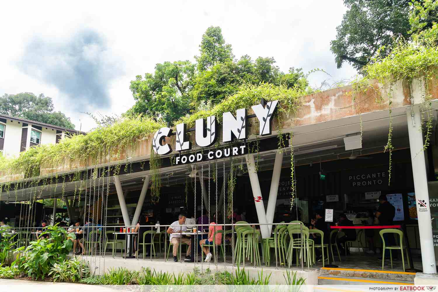 Cluny Food Court Crispy Ayam Penyet