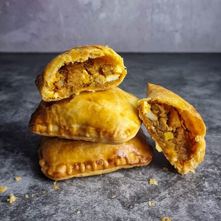 curry puff the kuihmaker bukit batok