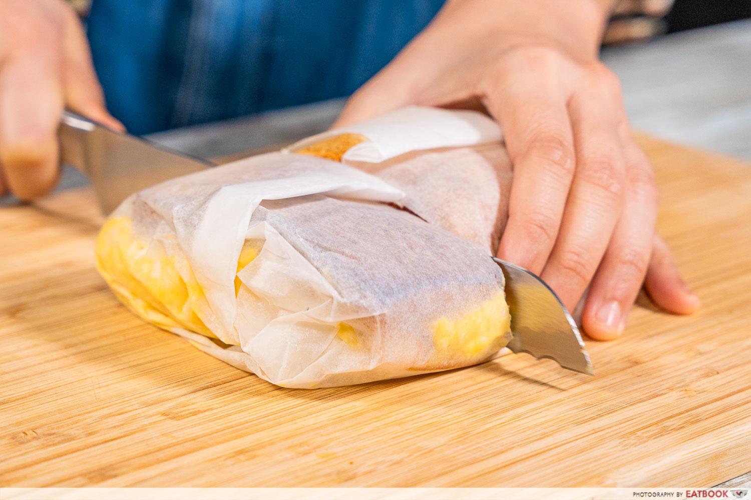 foodpanda egg drop sandwich cutting
