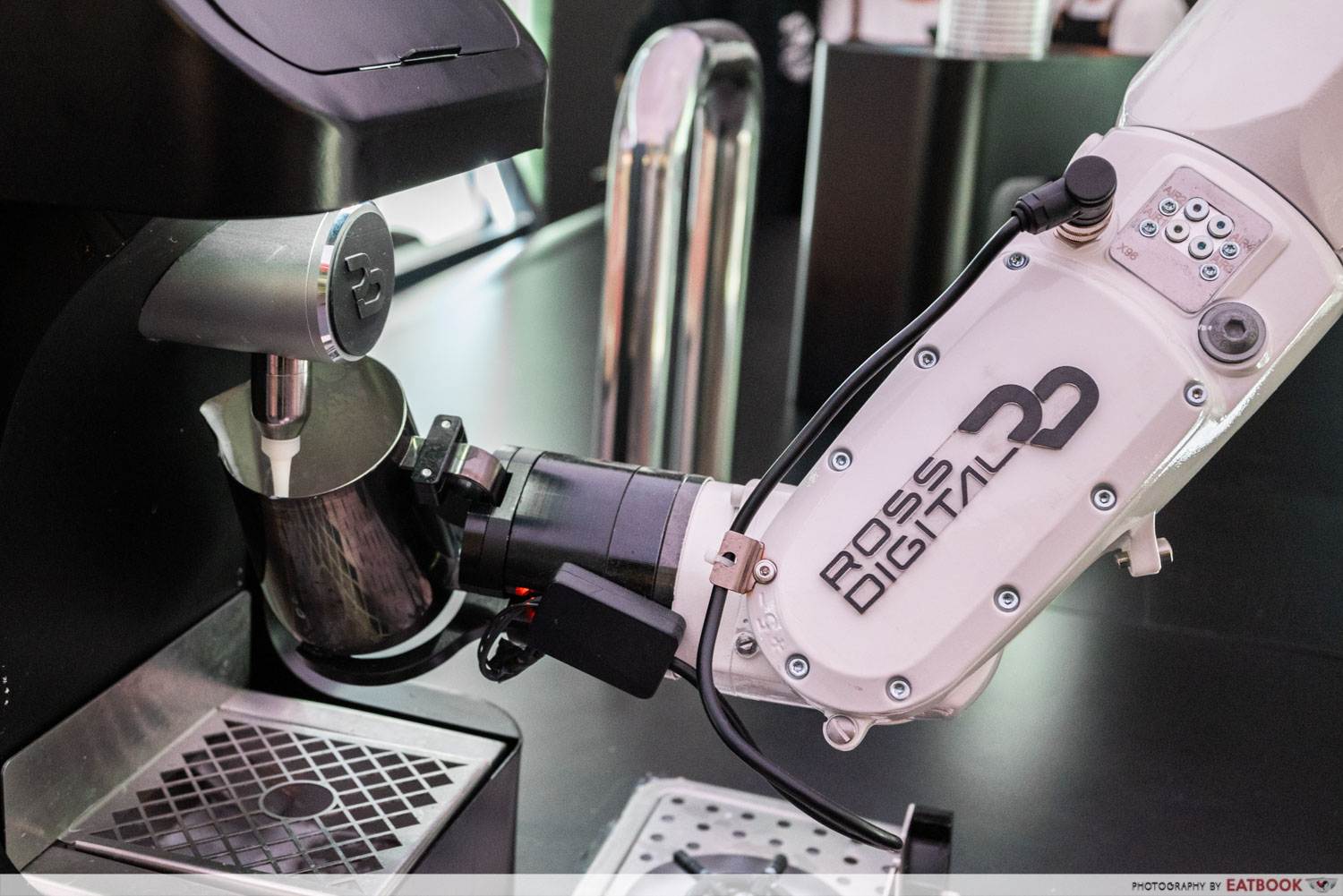 The Super Manual Pop Up robotic barista