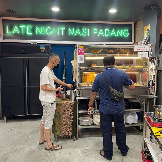 late night nasi padang storefront