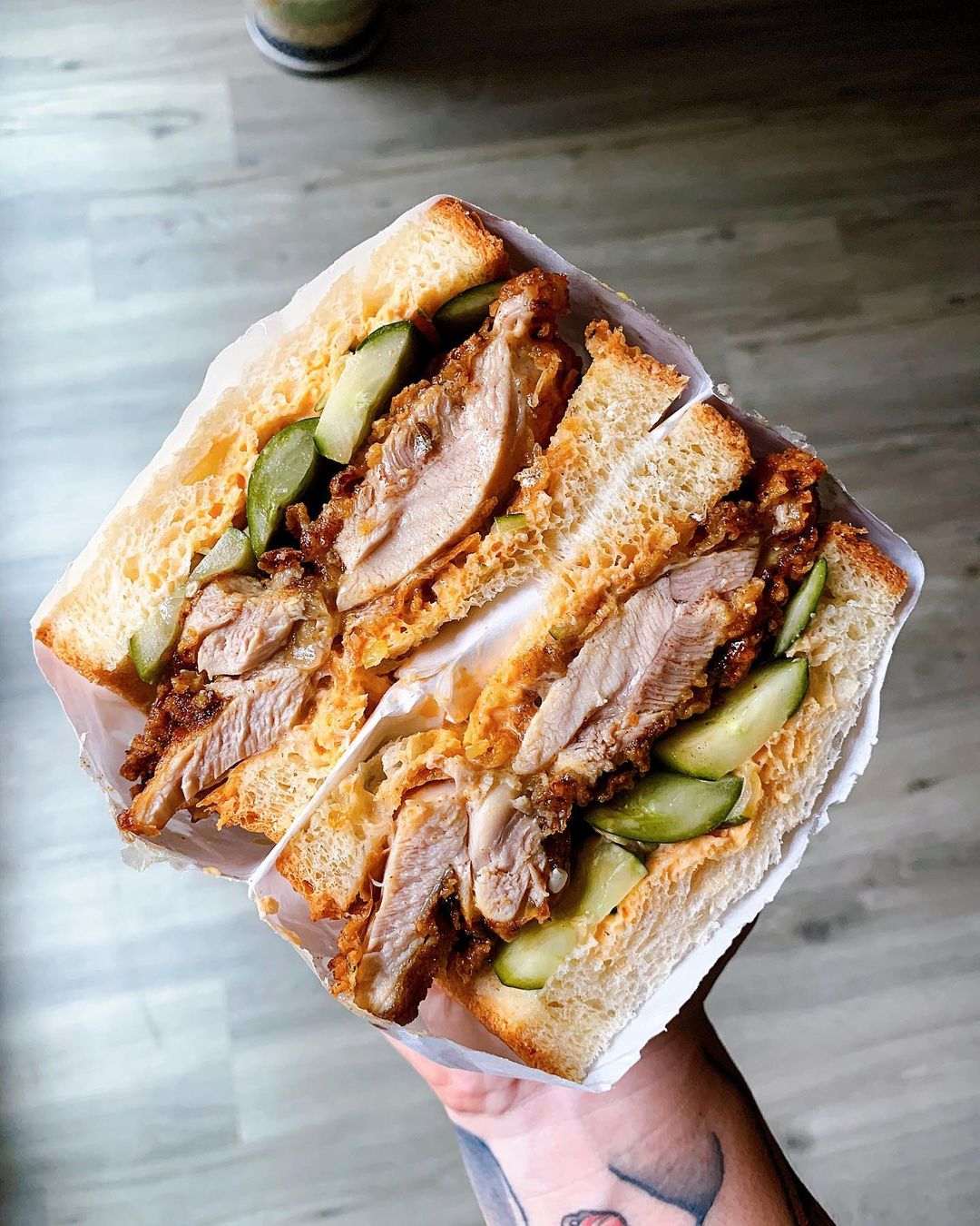 sssan doh chicken sando