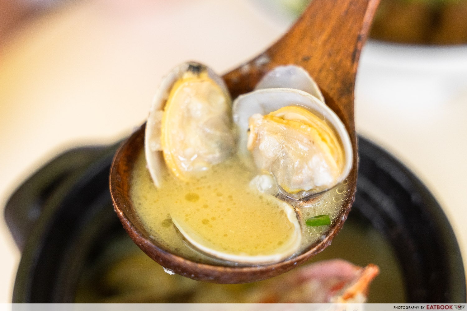 teochew fish soup - clams