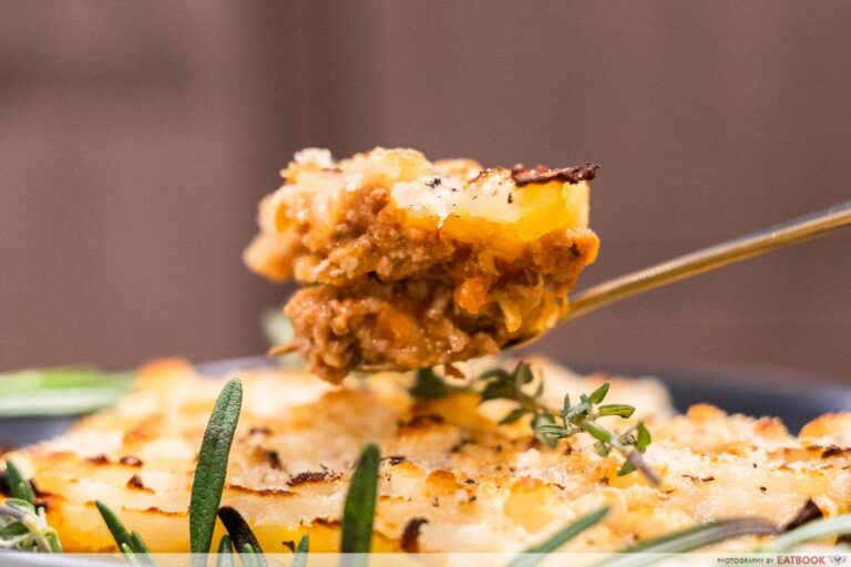 Wheelock Place Food Guide 8 Places For XXL Unagi, Aburi Salmon Roll