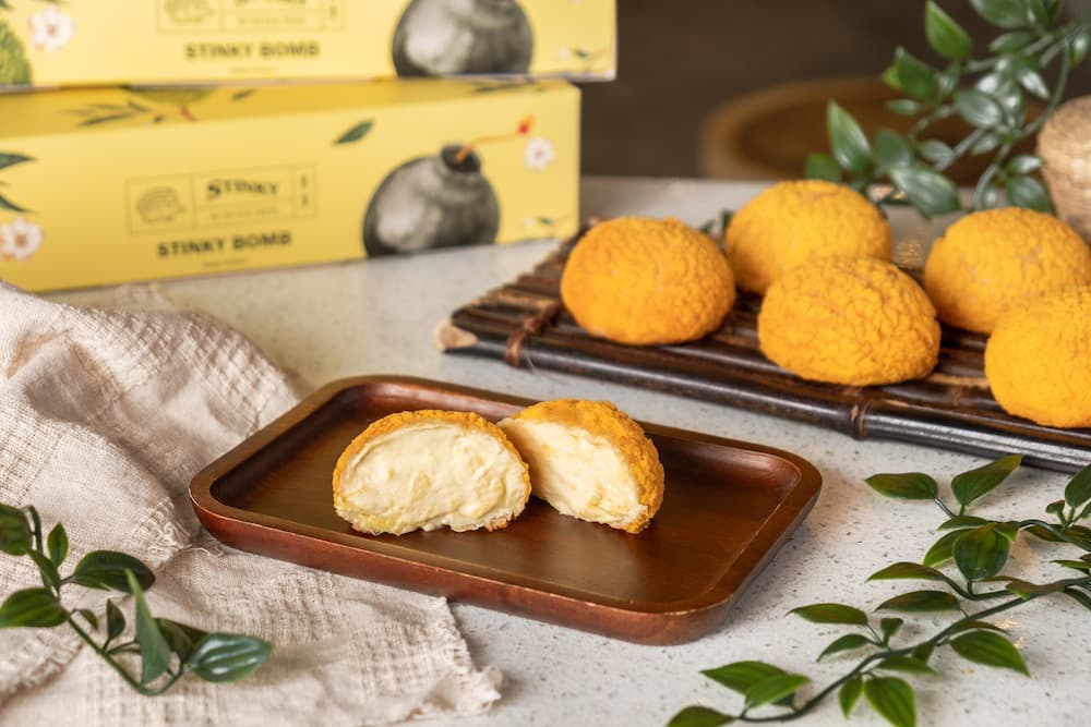 99 old trees durian cafe puff