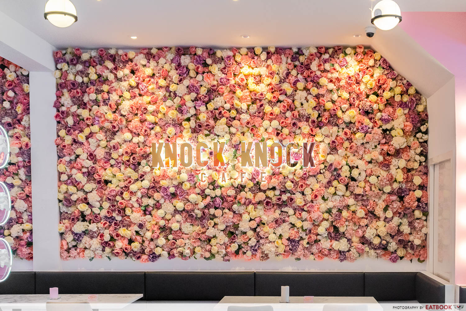 knock knock cafe - flower wall
