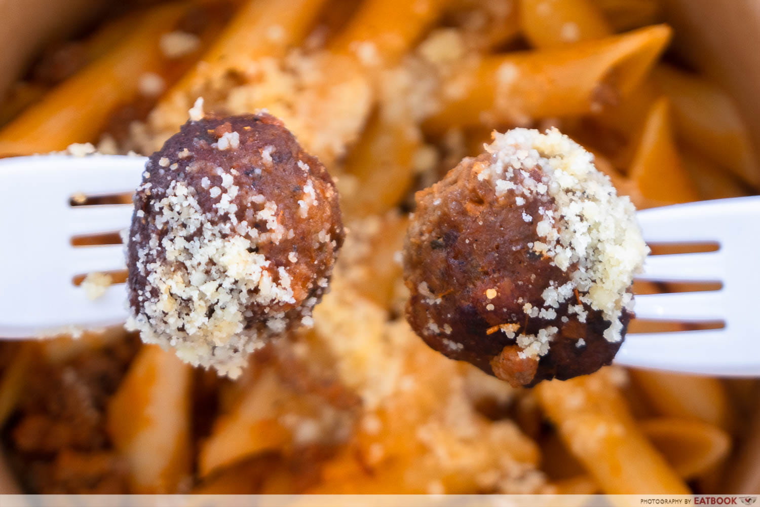 Nudedles Meatballs