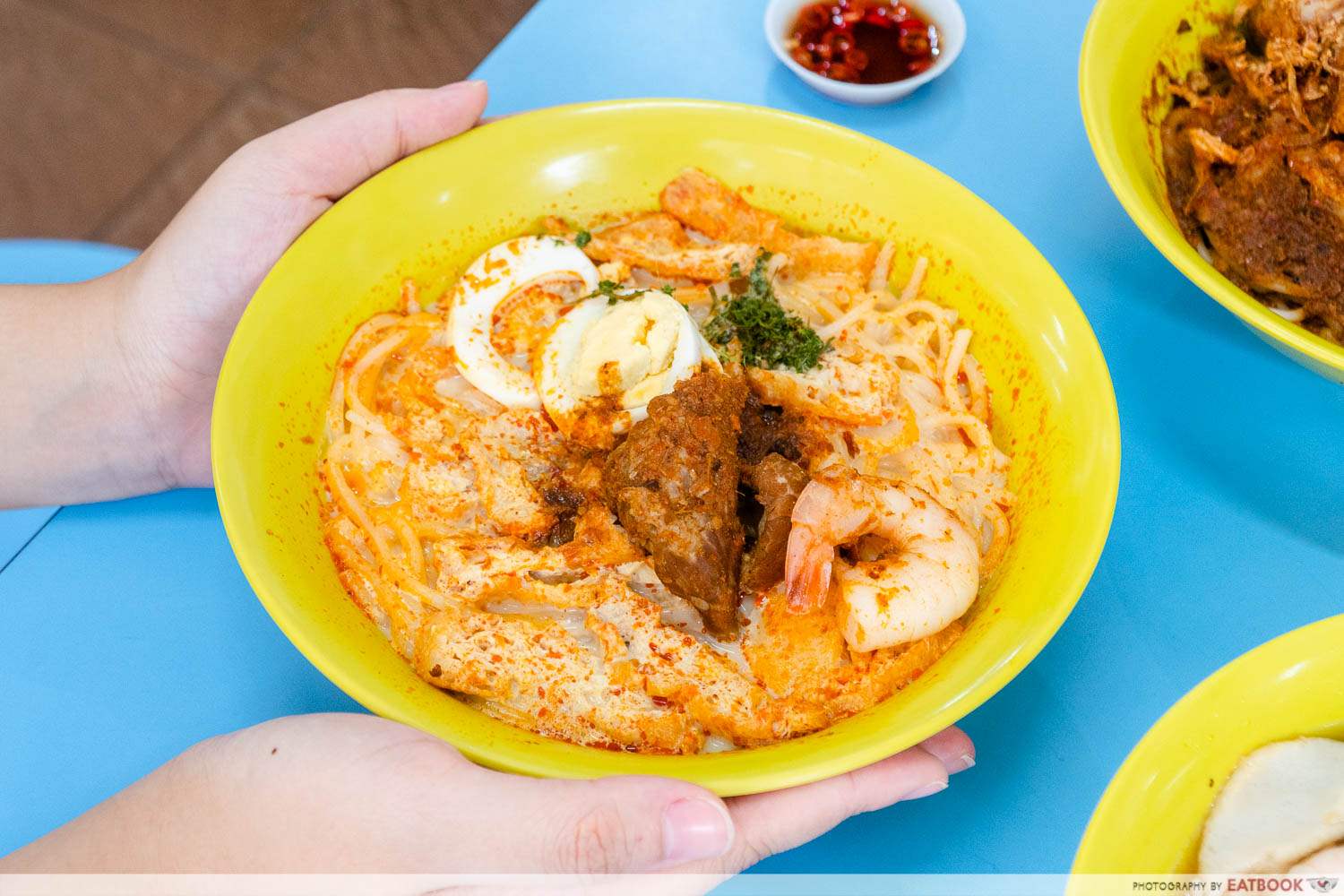 chung cheng chilli mee laksa intro