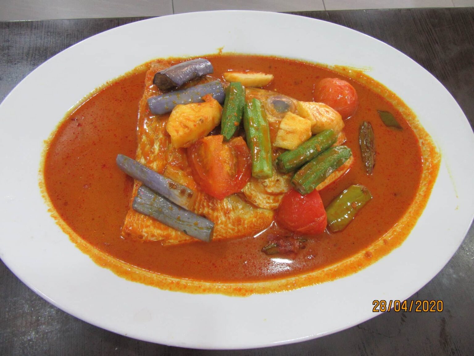 12 Best Fish Head Curry Restaurants In Singapore To Dine At With The Family