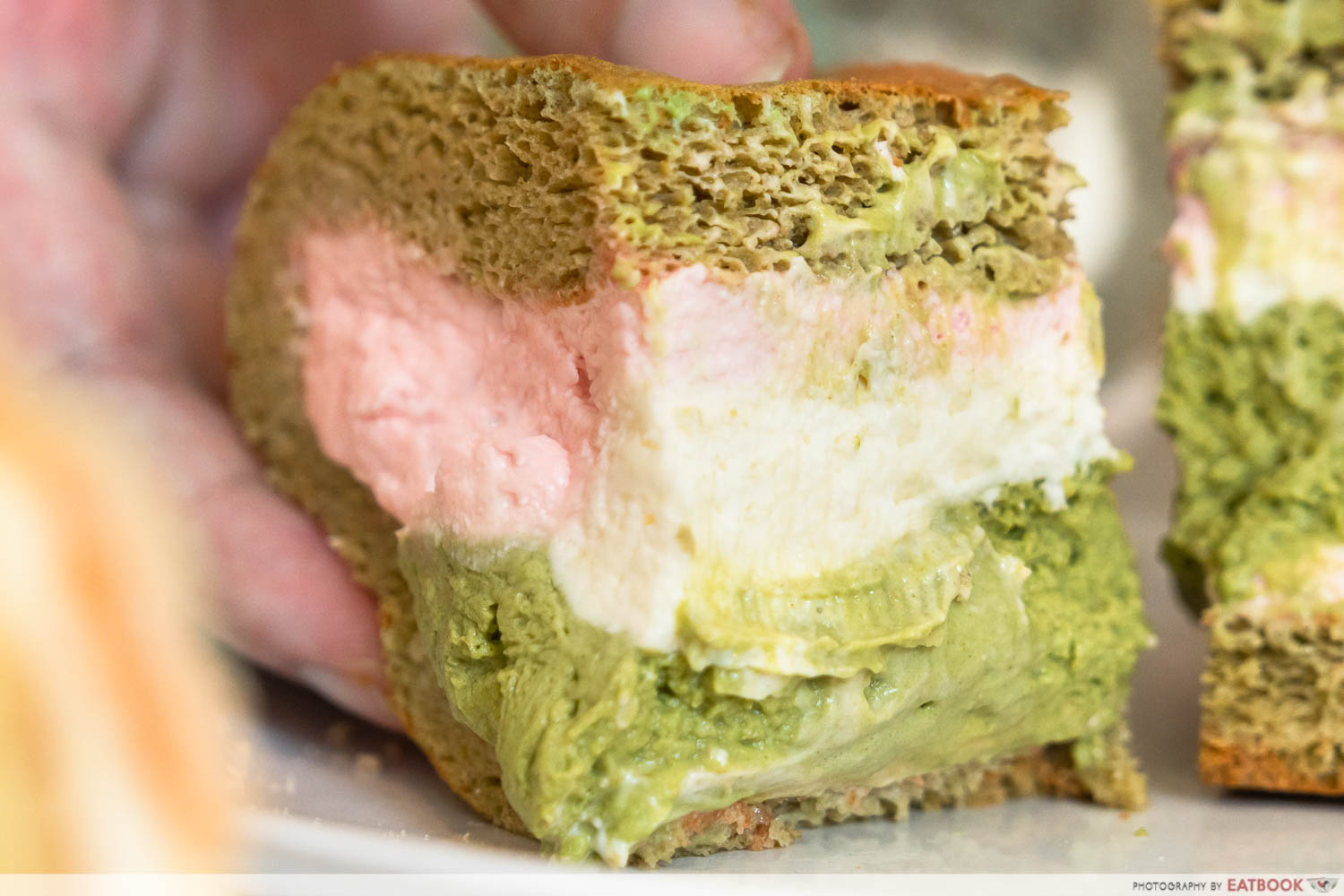 sweets craftsman matcha fujiro cross section