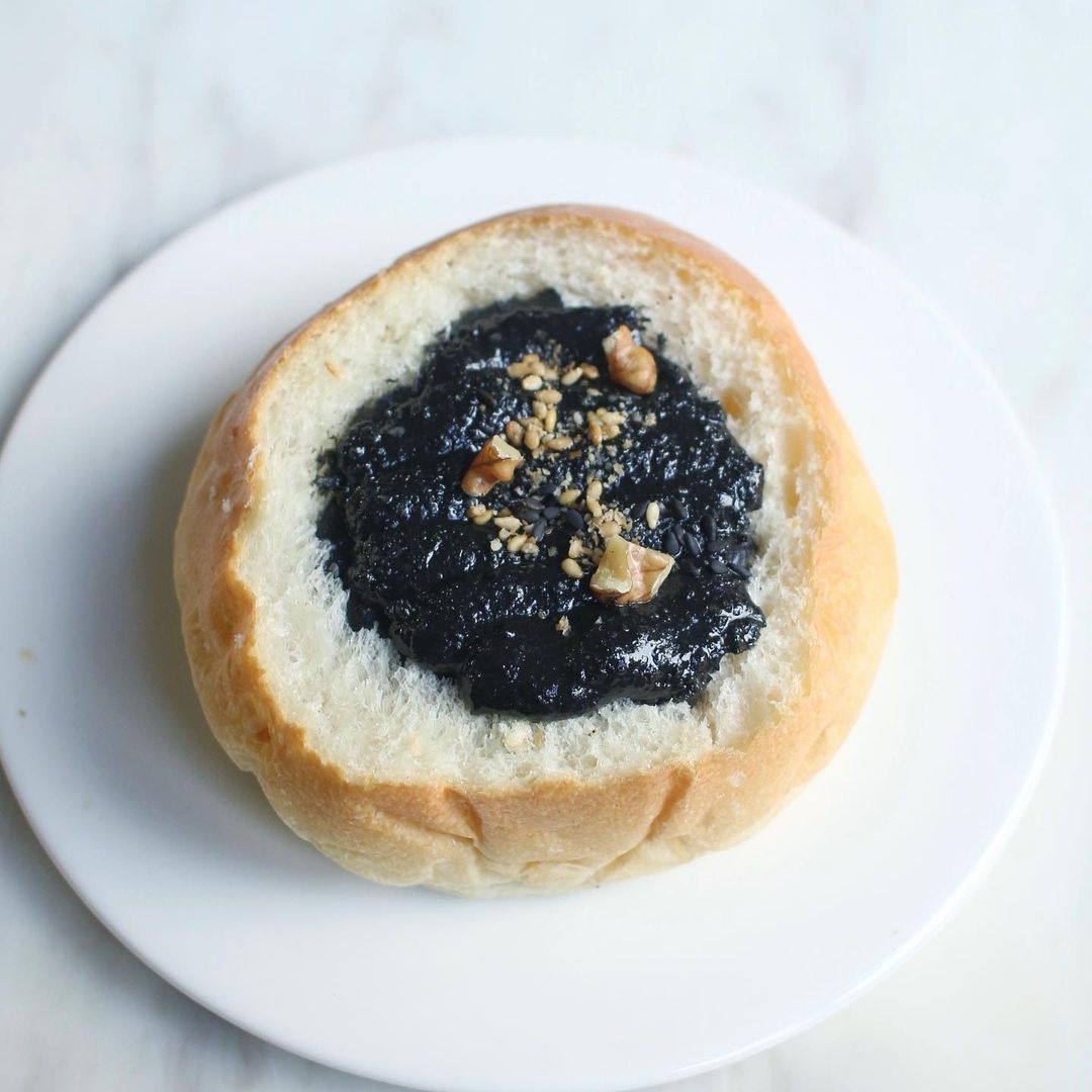 dilutedcoke black sesame bread bowl