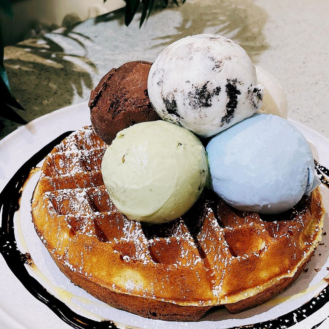 moin moin best waffles and gelato singapore