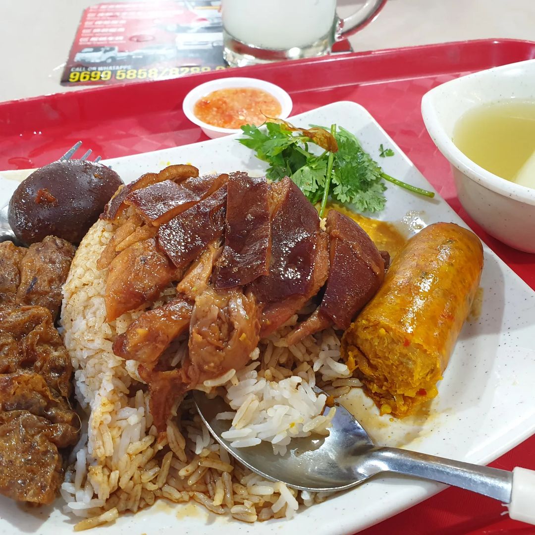 thai braised pork trotter rice