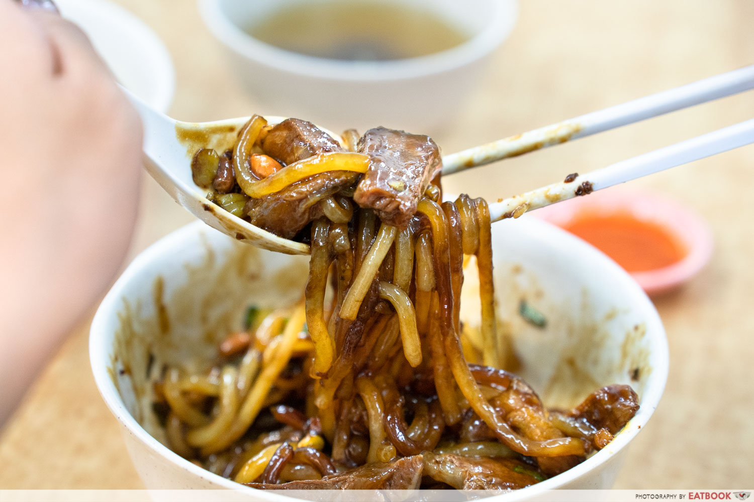 din kee beef noodles - dry noodles