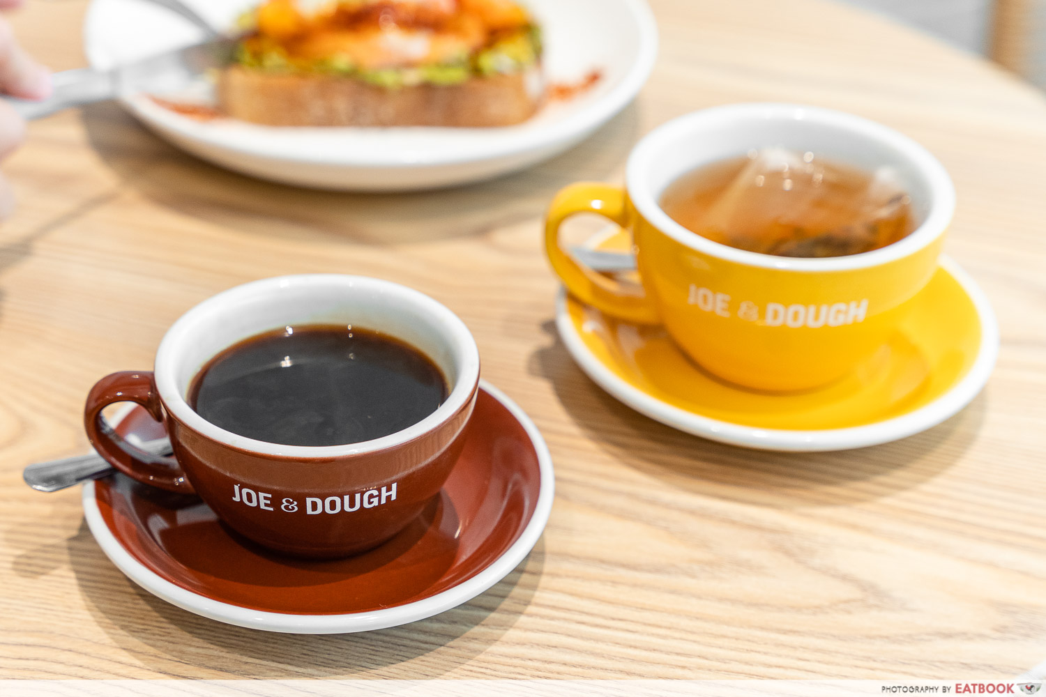 kallang wave mall - joe and dough coffee tea