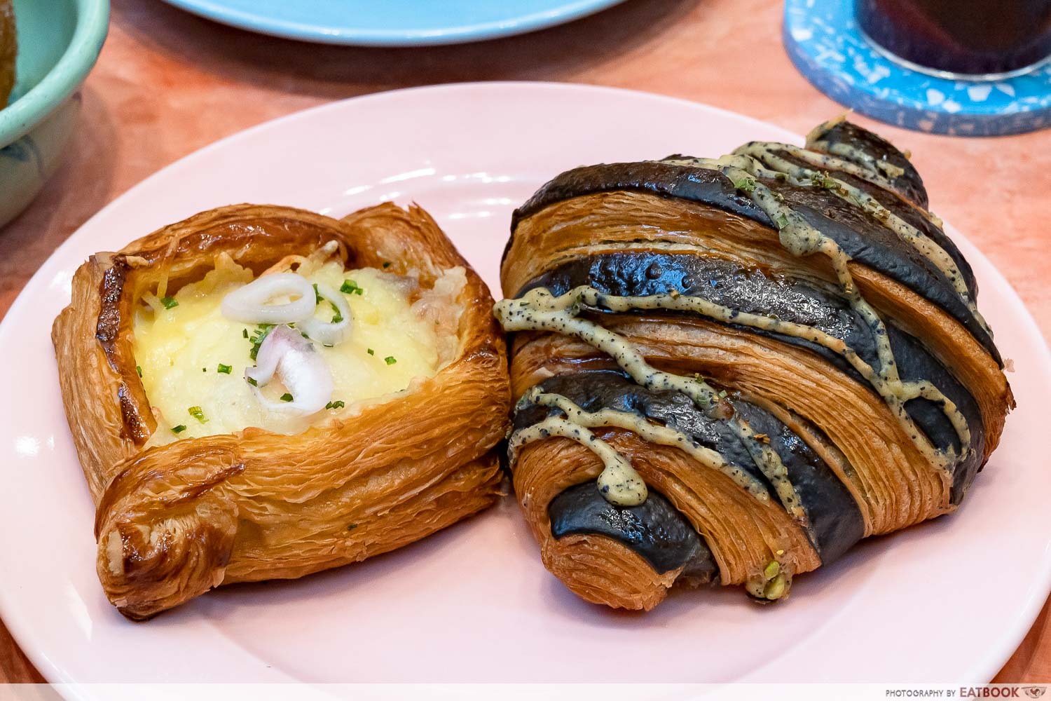 sourbombe-bakery-truffle-croissant