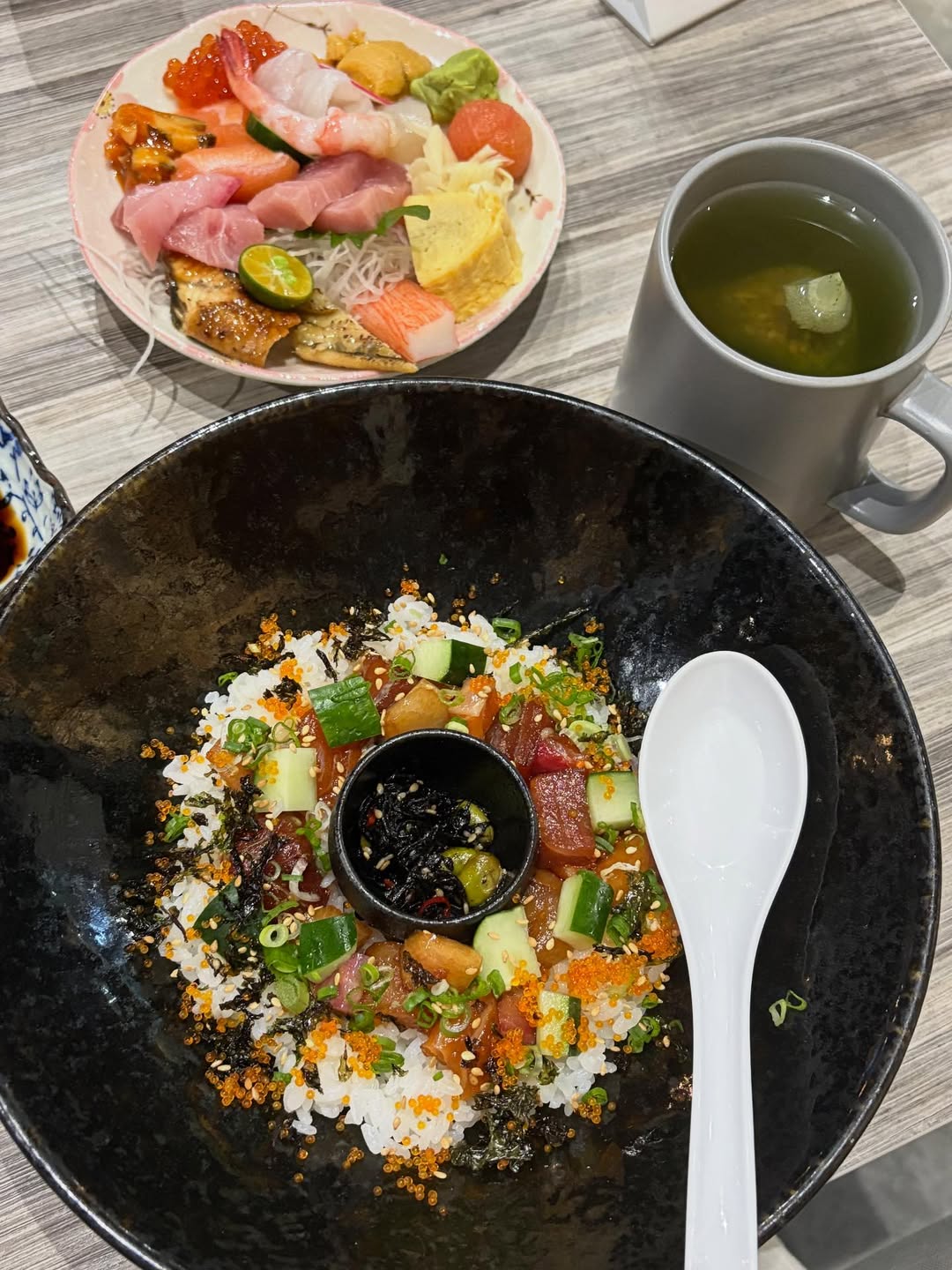 Aperia-Mall-Food-Ichiho-Donburi-Sushi