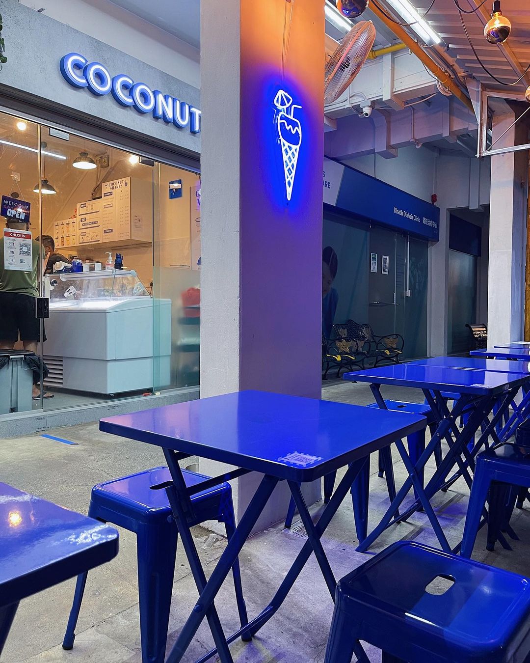 coconuto cafe singapore