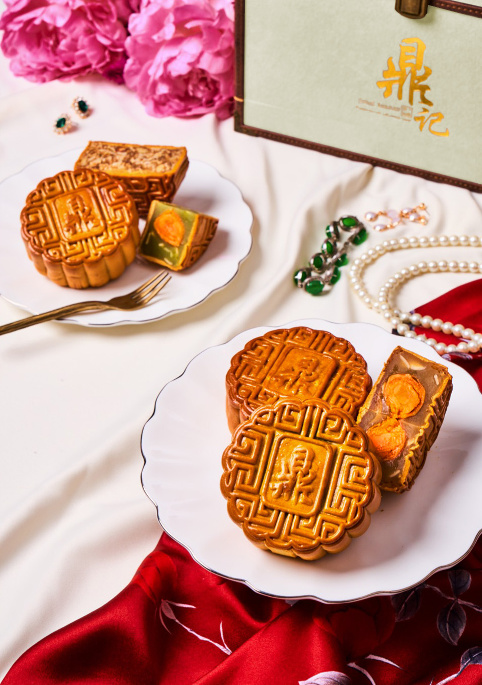 ding bakery affordable mooncakes 2022