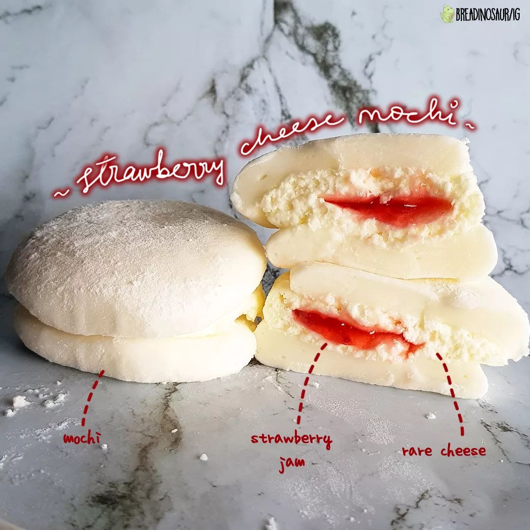 Don Don Donki Has New Strawberry Cream Cheese Mochi Sandwiches | Eatbook.sg