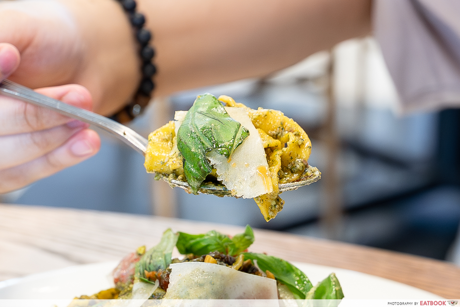 eightisfy-western-pistachio-pesto-interaction