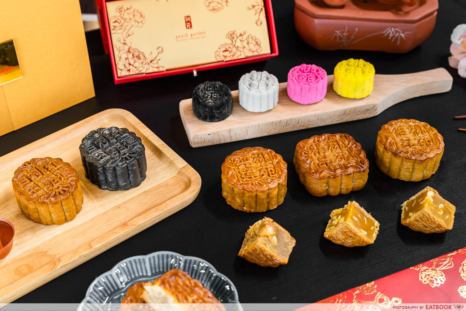 12 Best Mooncakes In Singapore 2022 – The Ultimate Mid-Autumn Guide For  Baked, Snowskin, Teochew Mooncakes 