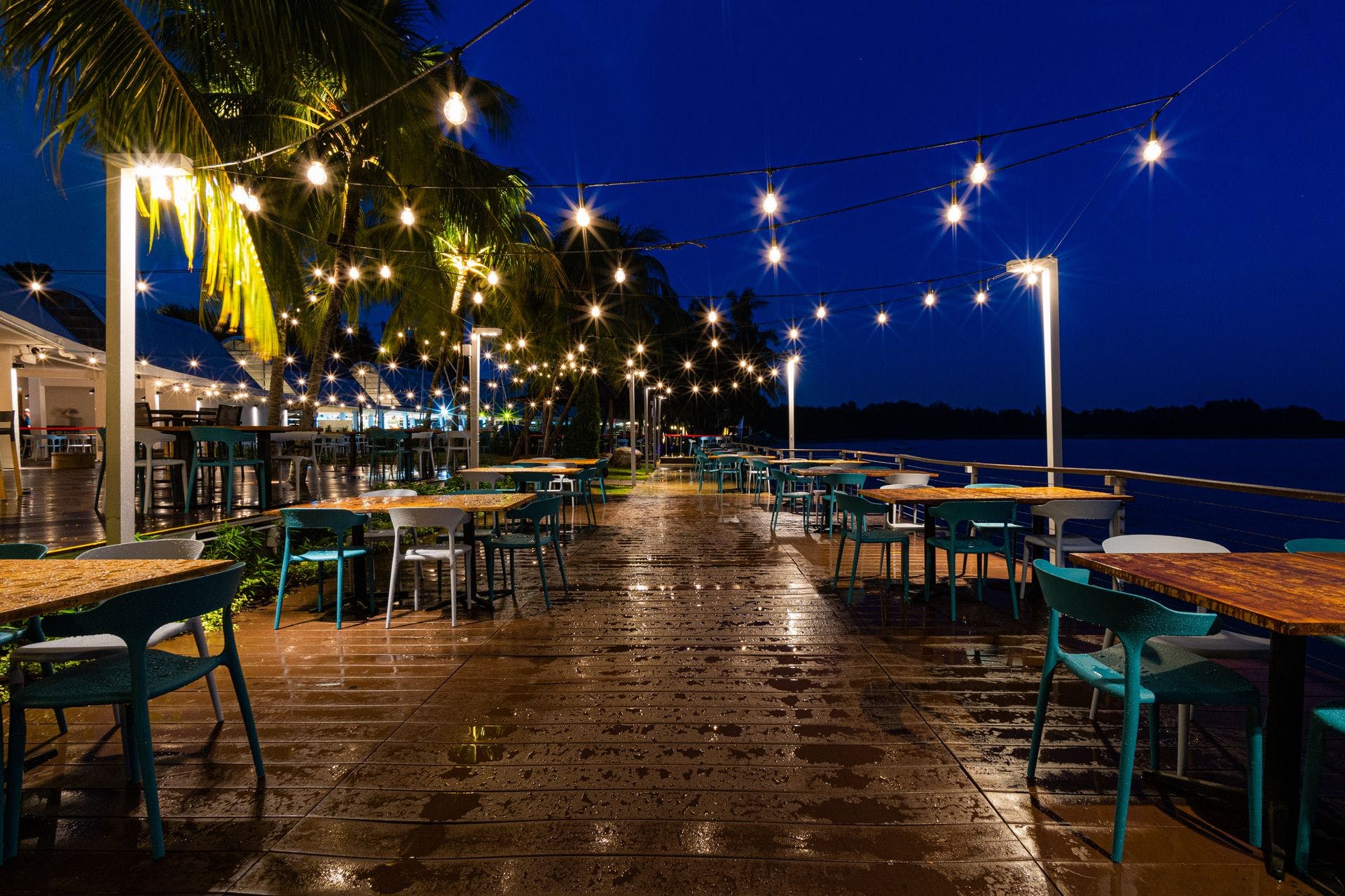 16 Top Spots for Alfresco Dining in Singapore