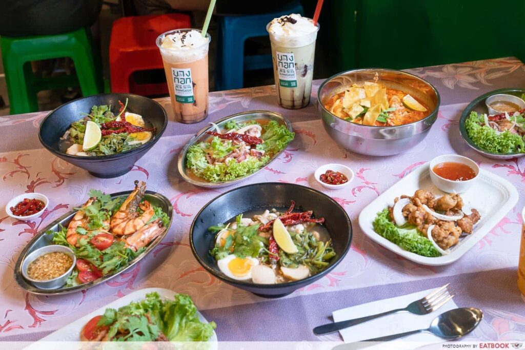 banngkok-street-food-flatlay