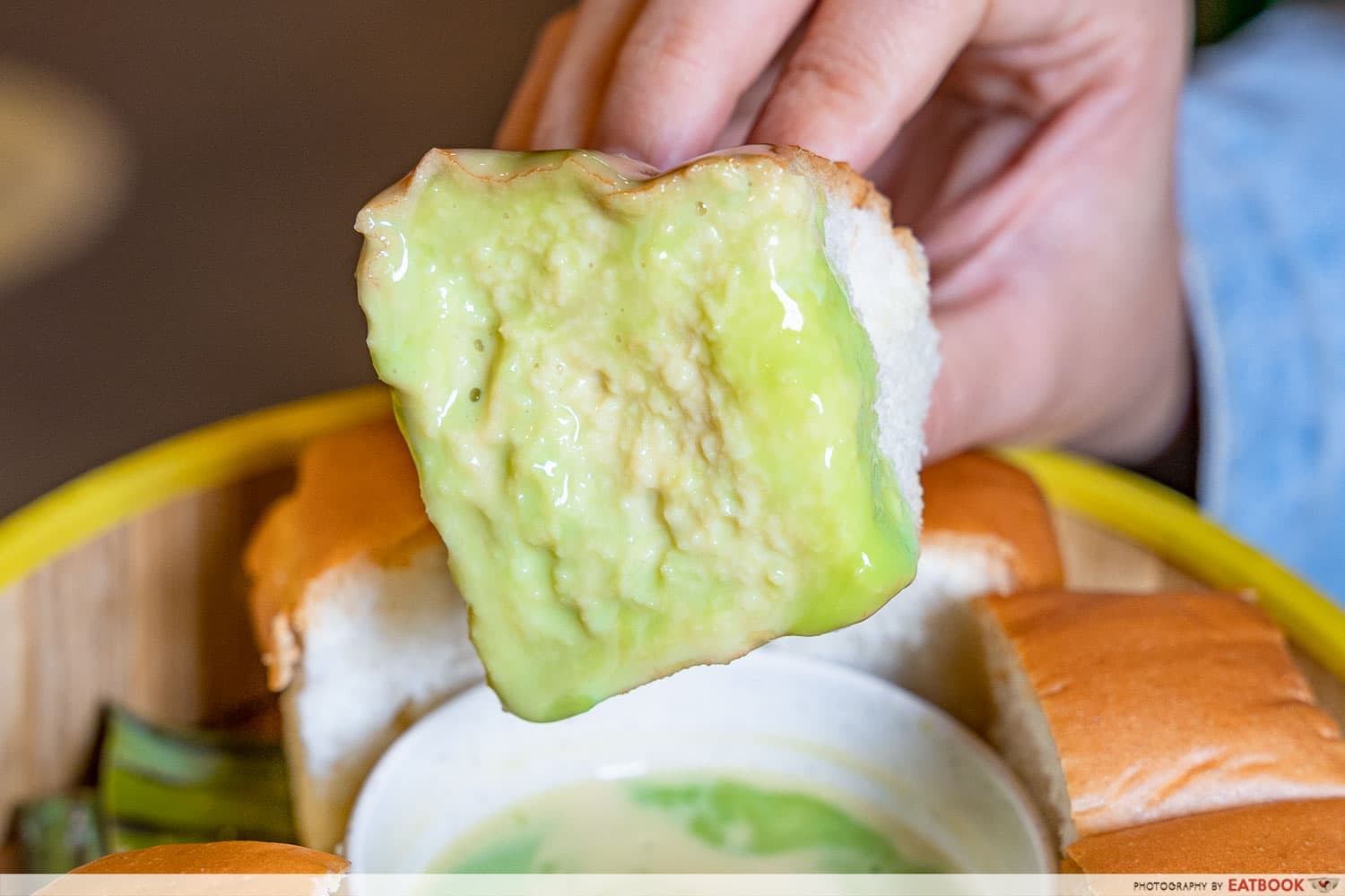 banngkok-street-food-kaya-bread