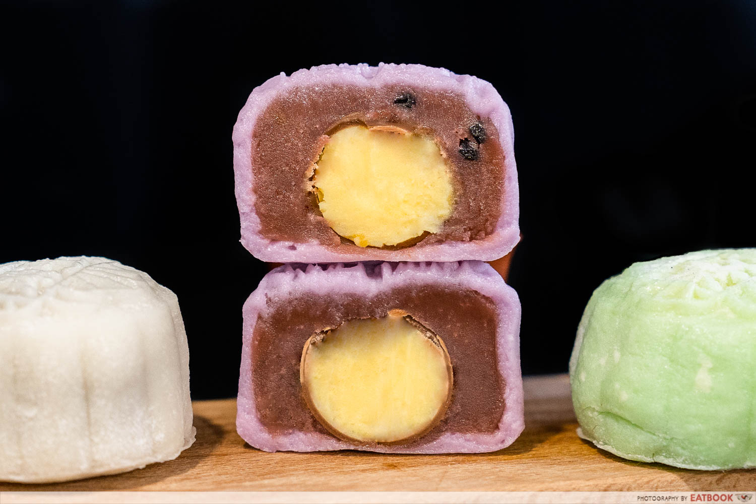 blueberry passionfruit mooncakes