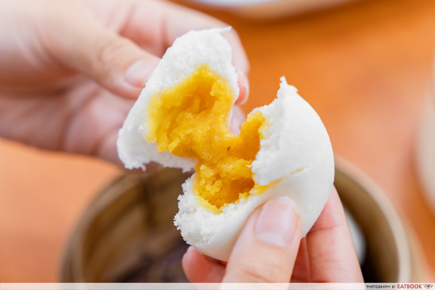 fantastic dim sum - lava custard bun detail