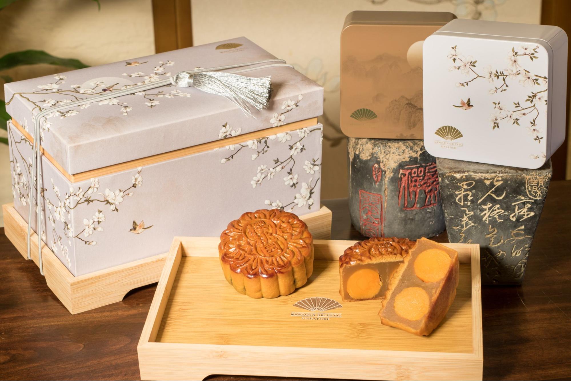 grabmart mooncakes - Mandarin Oriental